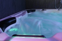 Водопад с подсветкой